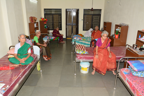 Members in Old Age Home